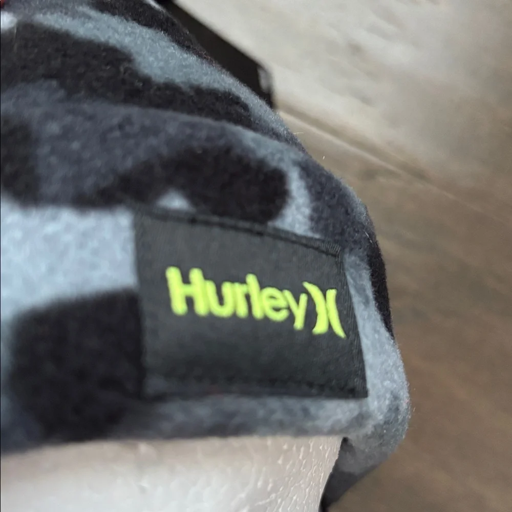 Hurley Infant 2 pc. Earflap hat & mittens set, adjustable chin strap,fleece,camo